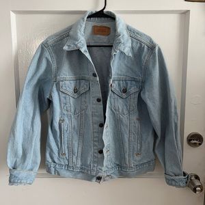 Vintage 90’s Levi Denim Jacket
